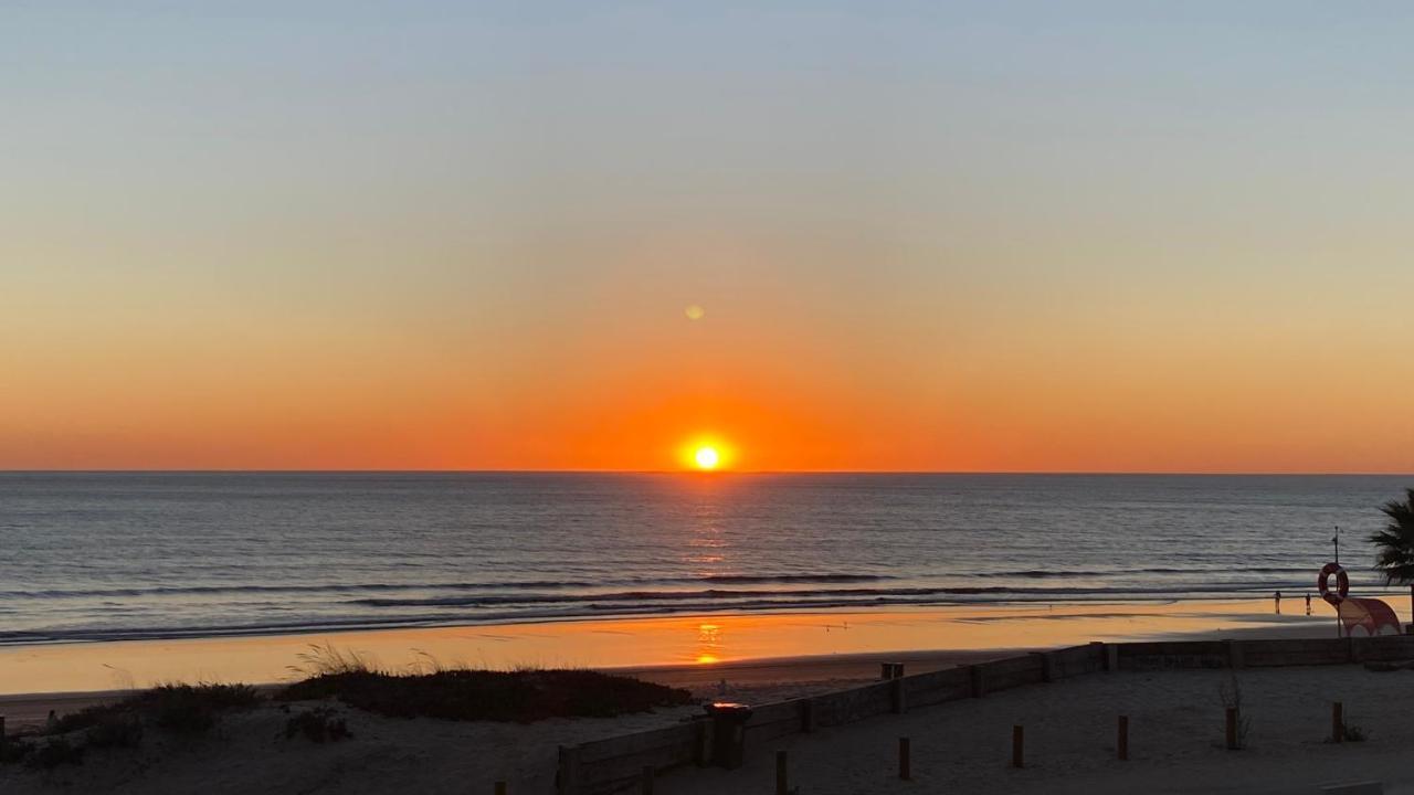 Rock'S Beach Spot Suit Costa de Caparica Ngoại thất bức ảnh
